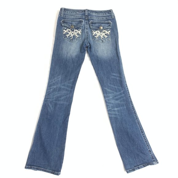 Wrangler Rock 47 Low Rise Flared Studded Jeans - Women's Size 1 - Picture 3 of 14